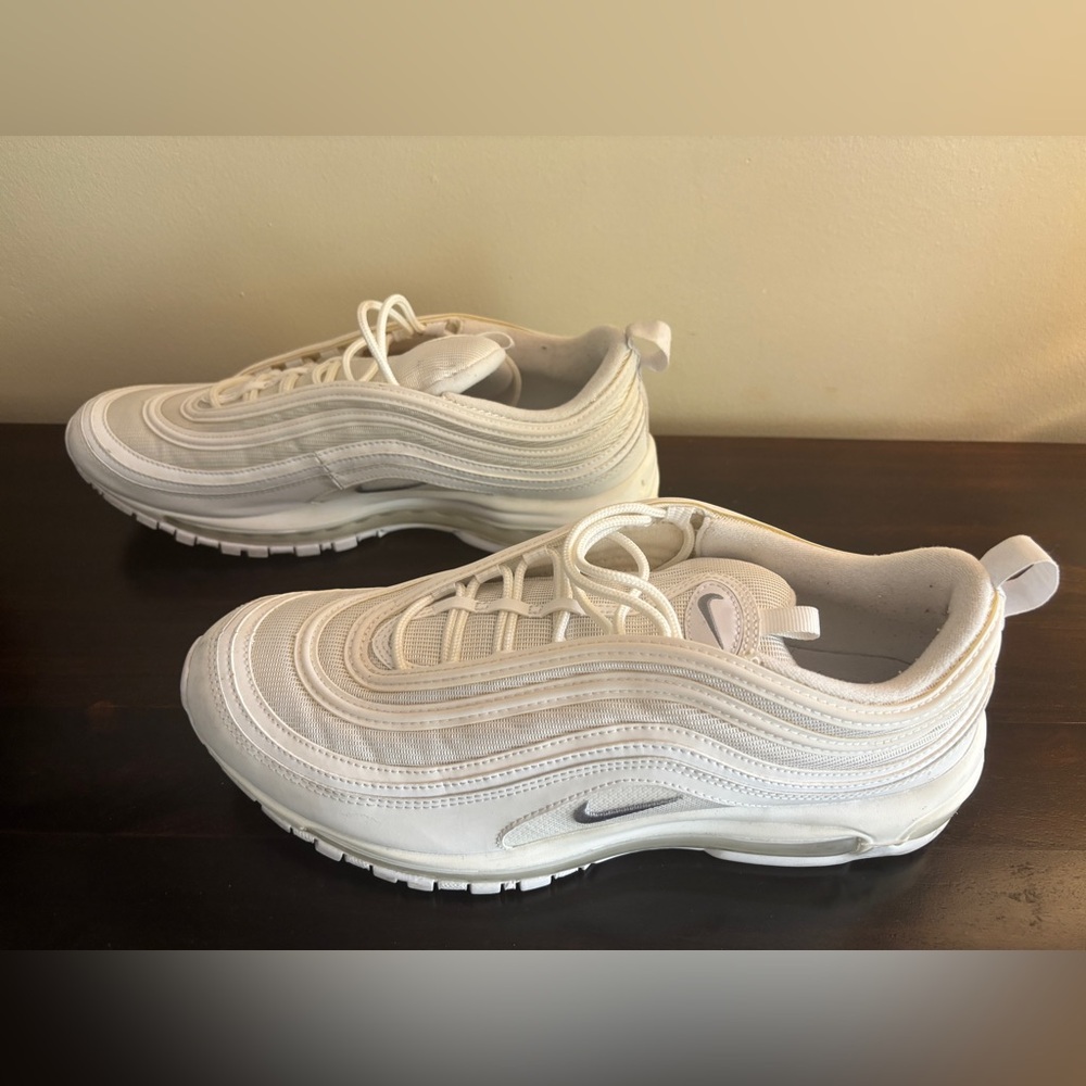 Nike Men's Athletic Shoes in White